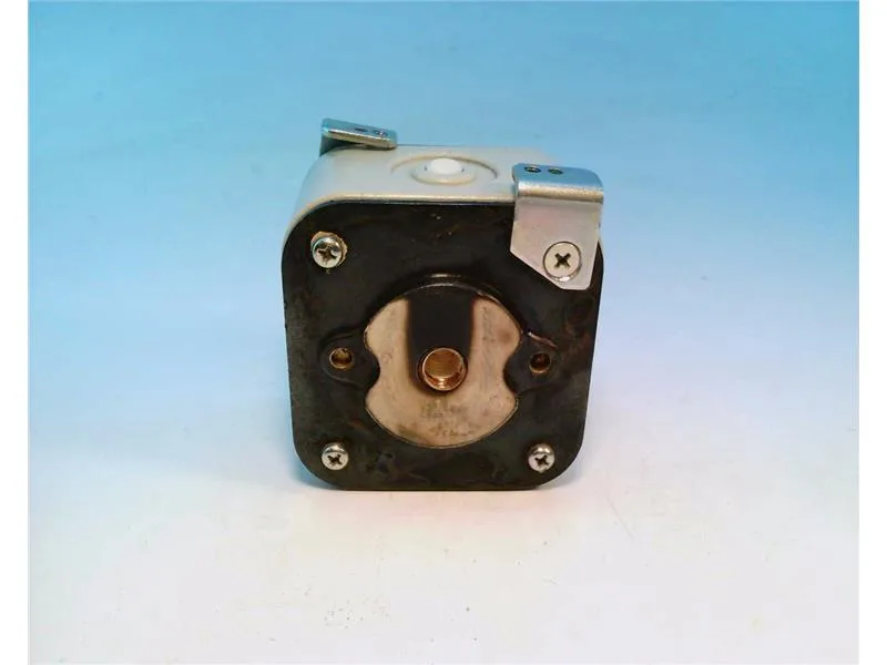 Fuji Electric CS5F-800 — Fuses & Fuse Holders (image 4)