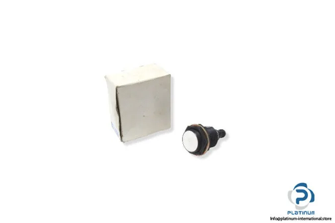 Omron E2E-X10D1-M1G-T1 — Proximity Sensors (image 3)