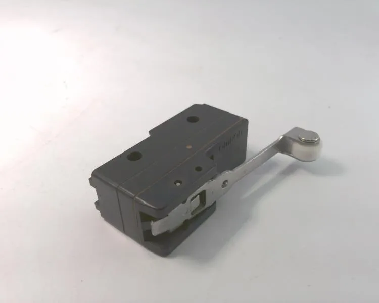 Omron Z-15GW255 — Limit Switches (image 2)