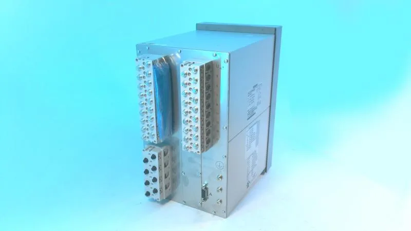 Siemens 7SJ6211-4EB00-3FE0/EE — Unclassified (image 2)