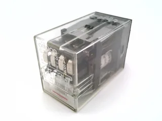 Omron G2A-432A-D-DC24 — General Purpose Relays (image 2)