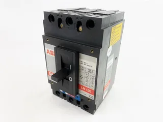 ABB UXAB733438213 — Molded Case Circuit Breakers (MCCB)