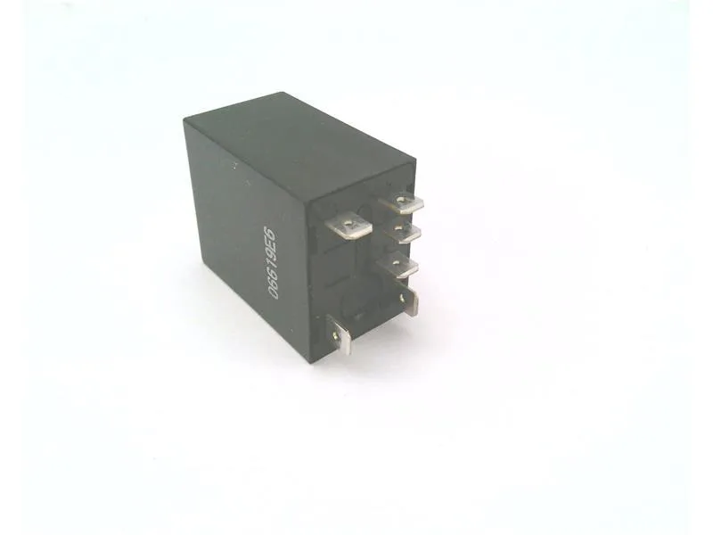 Omron G3H-203S-DC3-28 — Solid State Relays (image 2)