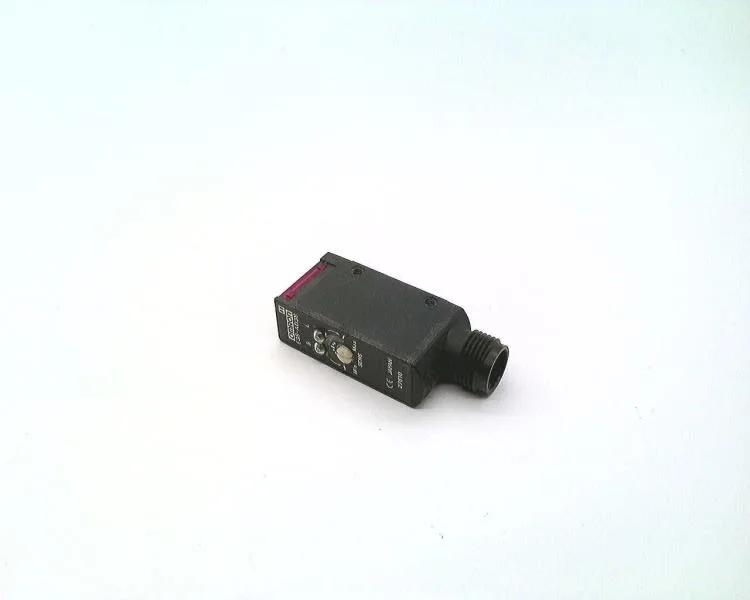 Omron E3S-AD38 — Photoelectric Sensors (image 2)