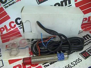 Schneider Electric XU8-M18NP340W — Photoelectric Sensors