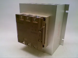 Omron G3PB-245B-2-VD-AC100-240