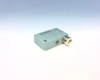 Siemens 3RG4070-3AF01 — Proximity Sensors (image 2)