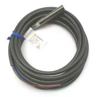 Omron E2E-X1R5Y2 2M — Proximity Sensors