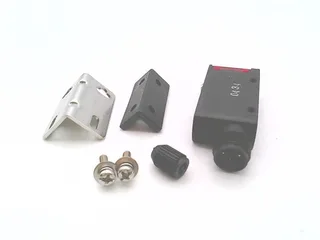 Omron E3S-AD18 — Photoelectric Sensors (image 5)