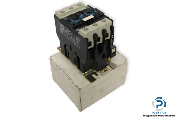 Schneider Electric LC1 D5011F7 — Contactors 32-95A (image 2)