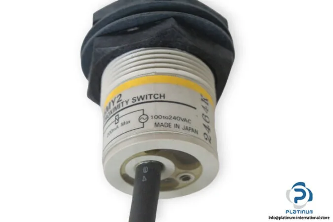 Omron E2K-X15MY2 — Proximity Sensors (image 4)