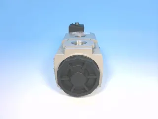Festo HEM-M2-G1/2-10024 — Solenoid & Directional Valves (image 3)