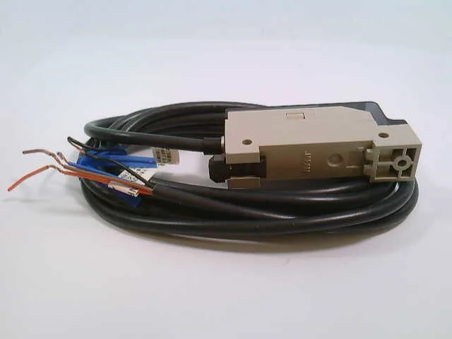 Omron E3CJC4P — Photoelectric Sensors (image 3)