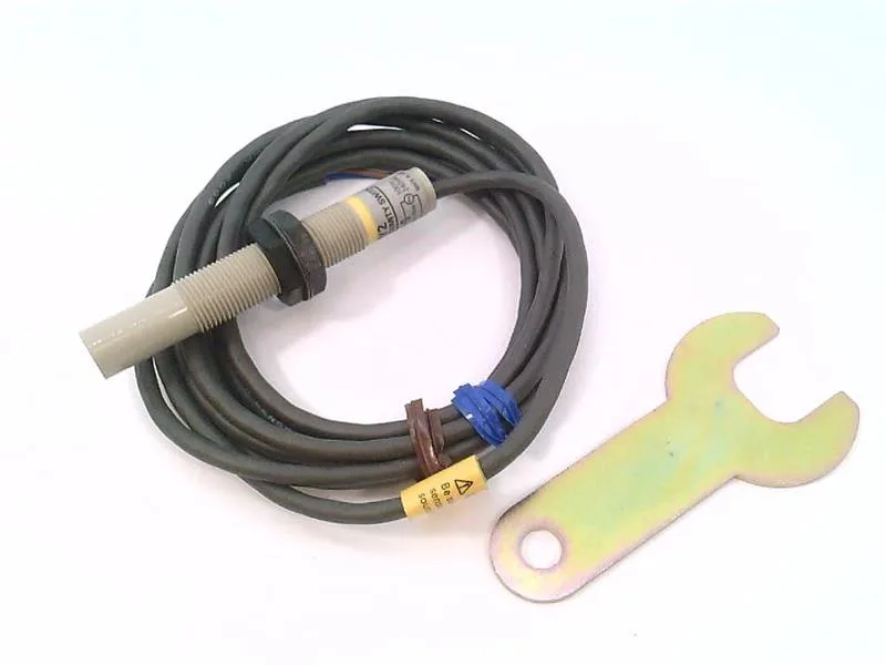 Omron E2K-X4MY2 — Proximity Sensors