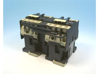 Schneider Electric LC2D12004B6 — Contactors (image 4)