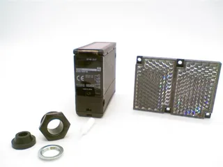 Omron E3G-MR19 — Photoelectric Sensors (image 2)