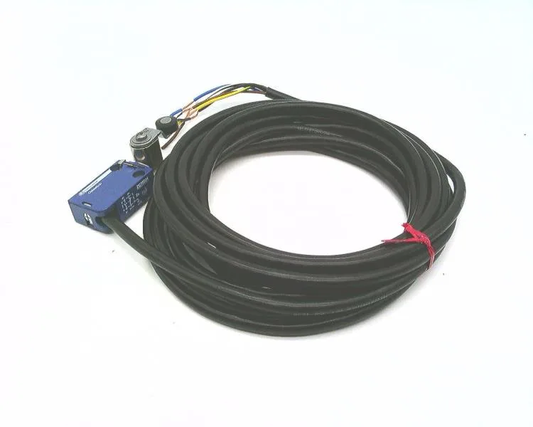 Schneider Electric XCMD2115L5 — Limit Switches (image 2)