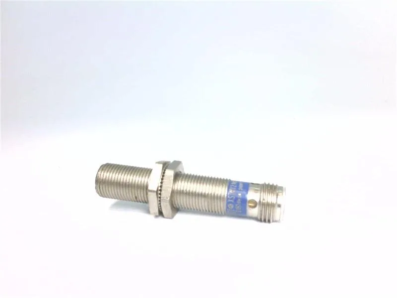 Schneider Electric XS1-M12MA230KH4 — Proximity Sensors (image 2)
