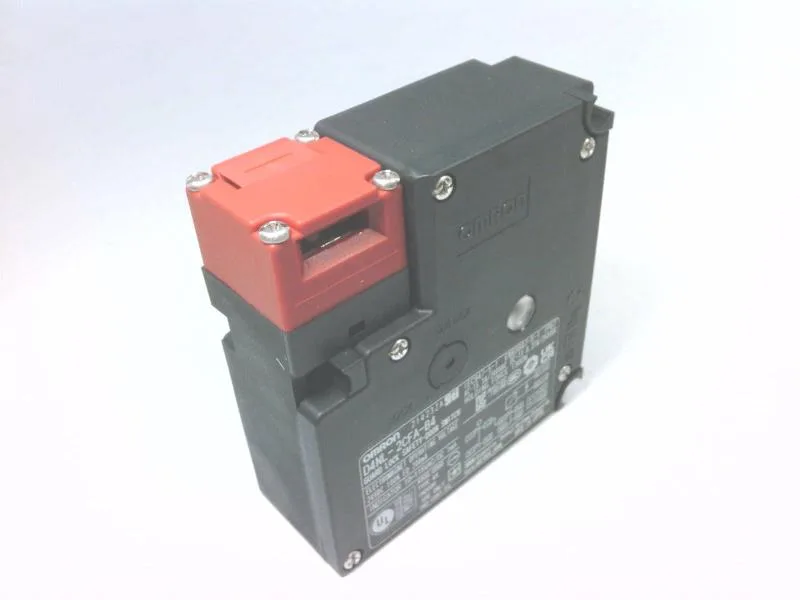 Omron D4NL-2CFA-B4 — Limit Switches (image 2)