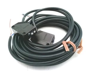 Omron E3Z-T81K 2M — Photoelectric Sensors (image 2)