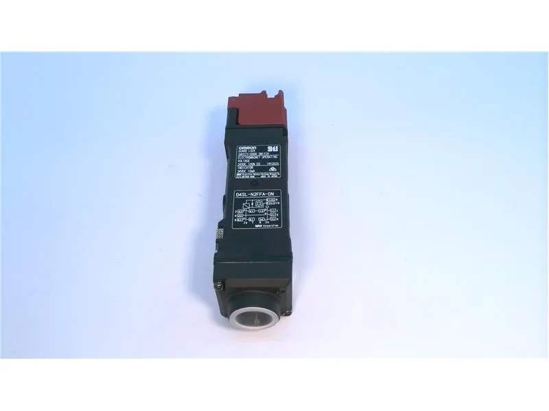 Omron D4SL-N2FFA-DN — Limit Switches (image 2)