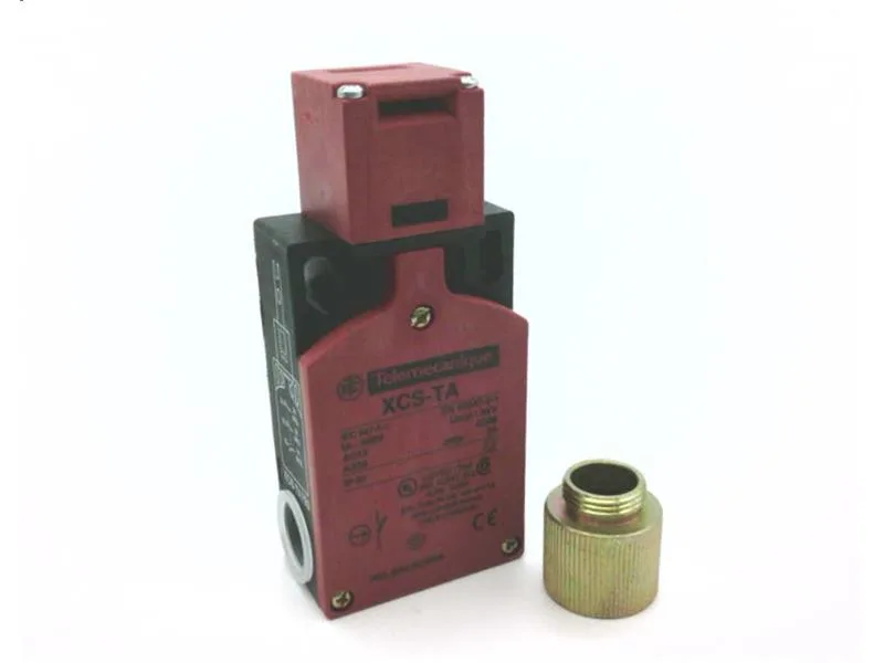 Schneider Electric XCSTA793 — Safety Interlock Switches