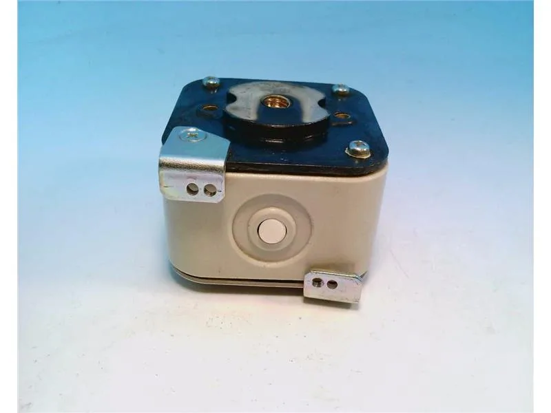 Fuji Electric CS5F-800 — Fuses & Fuse Holders (image 2)