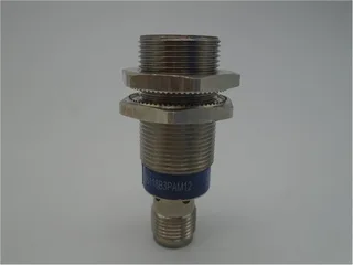 Schneider Electric XS118B3PAM12 — Proximity Sensors (image 2)