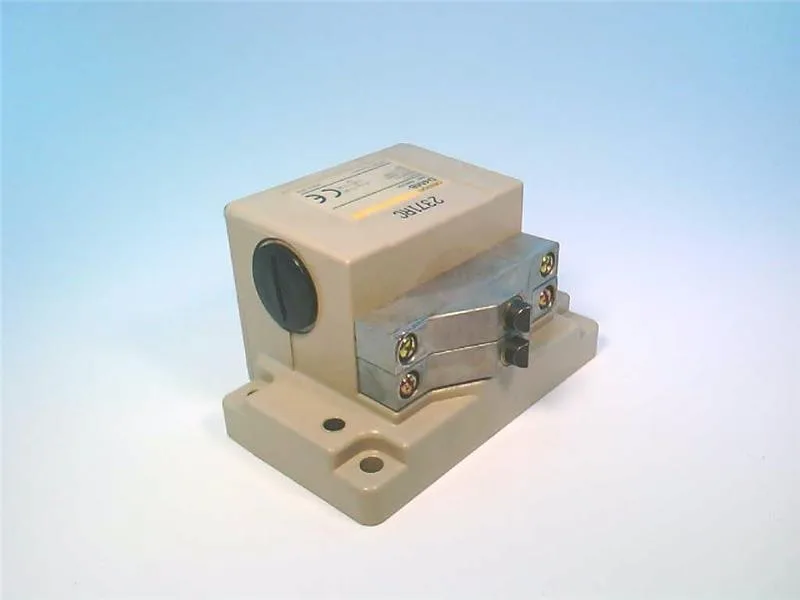 Omron D4MB-241 — Limit Switches