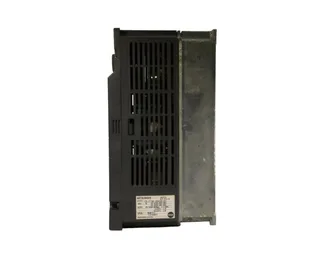 Mitsubishi Electric FR-F740-00038-EC — AC Drives (VFD) (image 3)