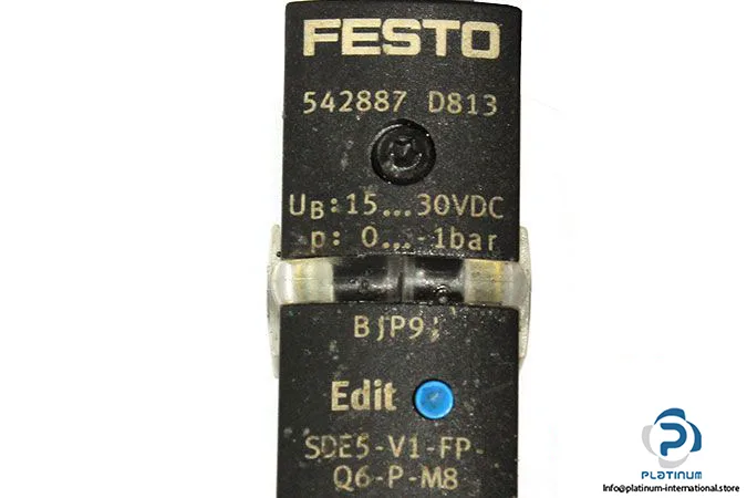 Festo SDE5-V1-FP-Q6-P-M8 — Differential Pressure Transmitters (image 5)