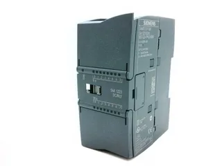 Siemens 6ES7223-1PH32-0XB0 — PLC I/O & Expansion Modules (image 2)