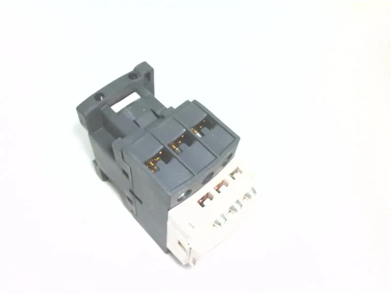 Schneider Electric LC1D256R7 (image 3)