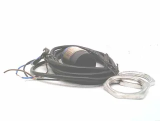 Schneider Electric XS2N30PA340 — Proximity Sensors (image 2)