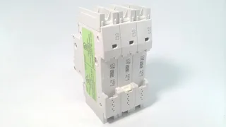 Siemens 5SJ4310-7HG41 — 3-Pole MCB (DIN Rail)
