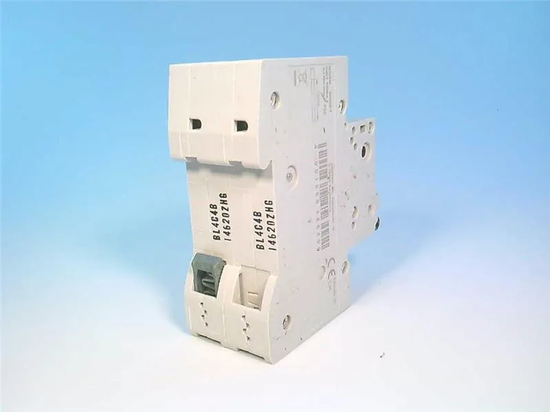 Siemens 5SL4204-7CC — 2-Pole MCB (DIN Rail) (image 3)