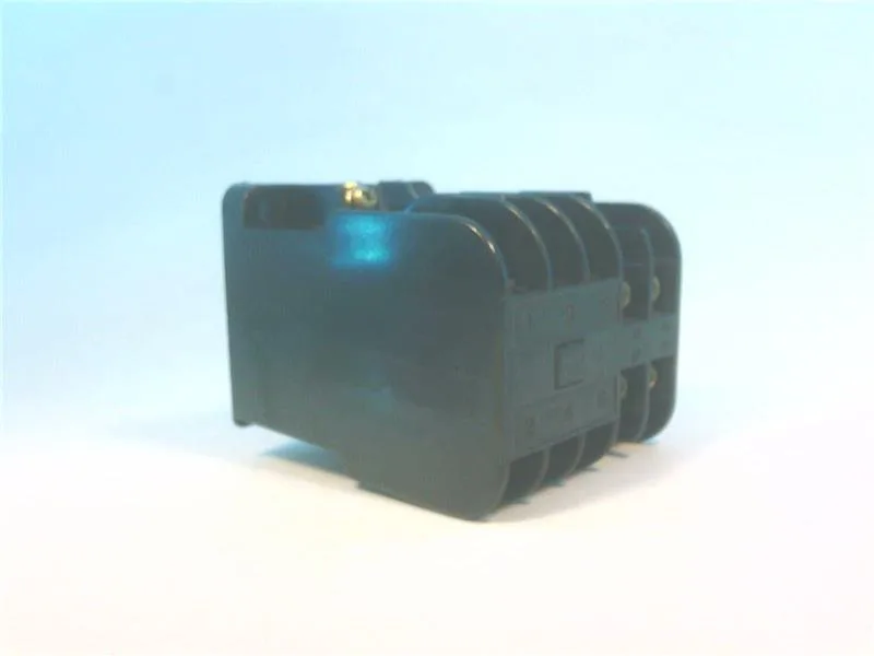 Fuji Electric SRC3631-5-1N-AC110V — Contactors (image 3)