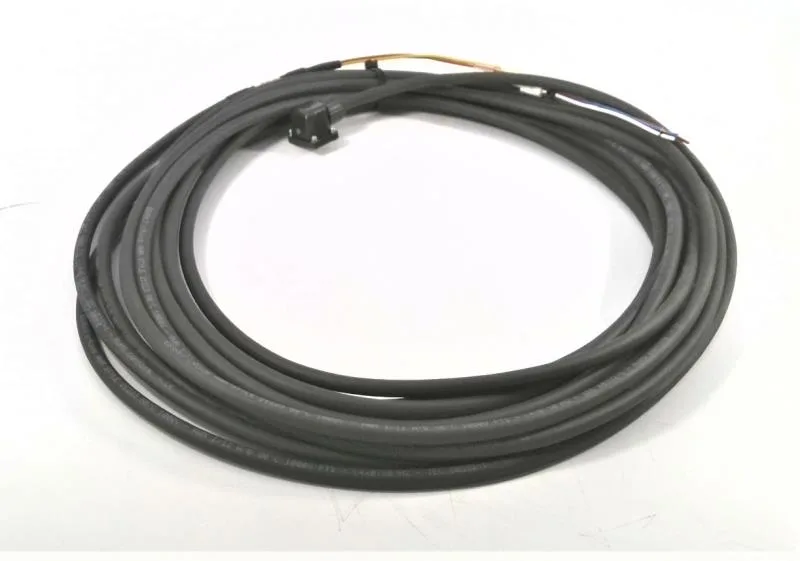 Omron R88ACA1A010SFE — Servo Drives (image 2)