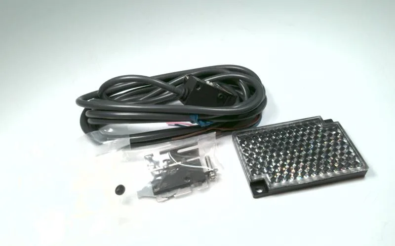 Omron E3S-BR11 — Photoelectric Sensors (image 2)
