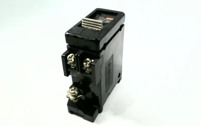 Fuji Electric CP3120XW — Miniature Circuit Breakers (MCB) (image 2)