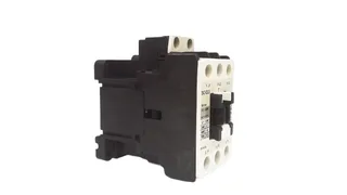 Fuji Electric SC-E03-120VAC — Contactors (image 2)