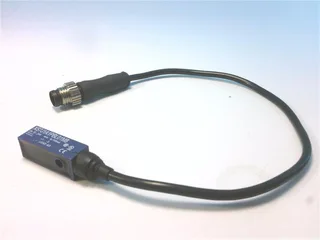 Schneider Electric XS7J1A1PBL01M8 — Proximity Sensors (image 3)