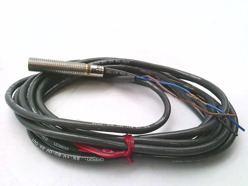 Omron E3HT-DS3E1 — Photoelectric Sensors (image 2)