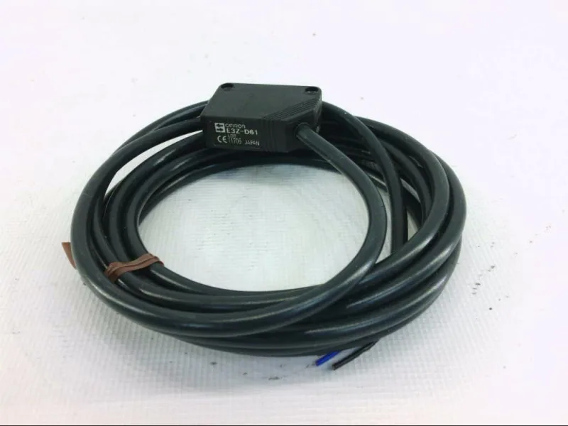 Omron E3Z-D61 — Photoelectric Sensors (image 2)