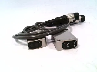 Omron E3ZM-CT61-M1TJ 0.3M — Photoelectric Sensors (image 2)