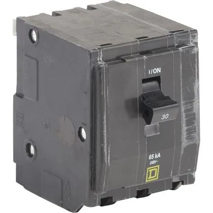 Schneider Electric QH330 (image 3)