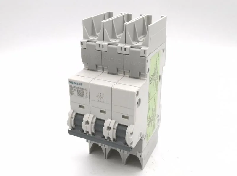 Siemens 5SJ4320-7HG42 — 3-Pole MCB (DIN Rail) (image 3)