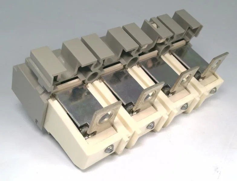 Schneider Electric 29052 — Circuit Breaker Accessories (image 2)