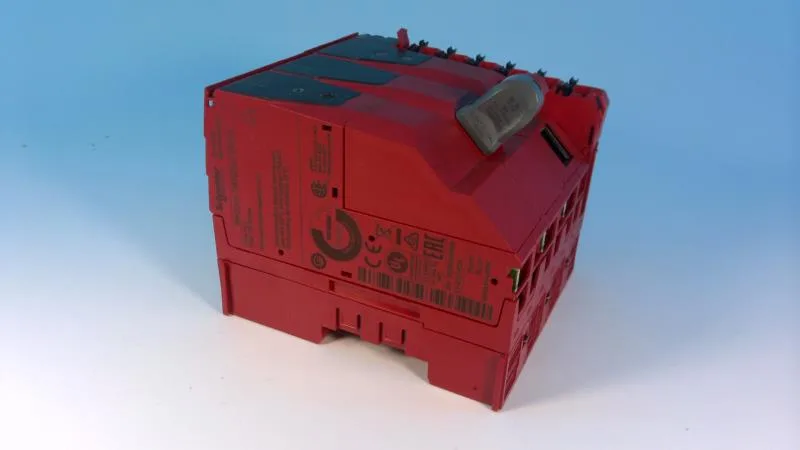 Schneider Electric TM5CSLC100FS (image 2)