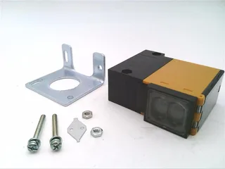 Omron E3B2-D2M4D-US-N-3 — Photoelectric Sensors (image 2)